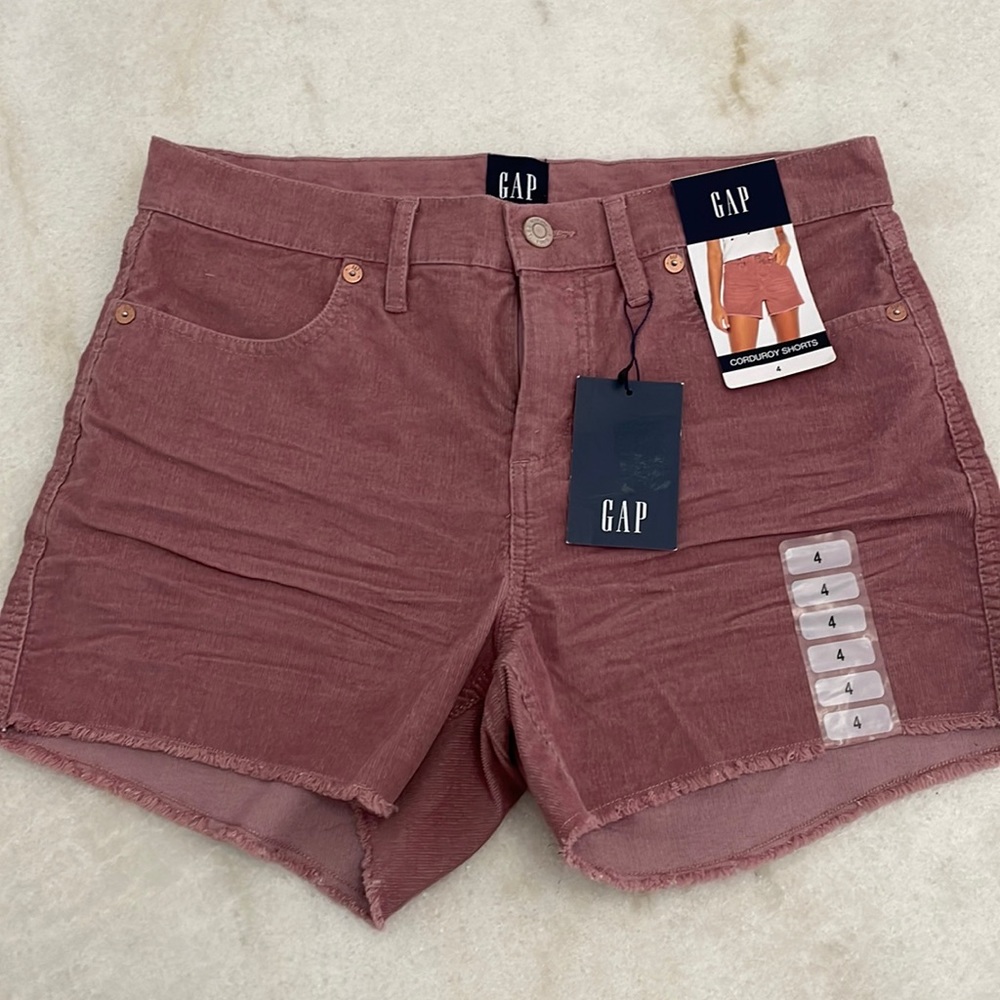GAP Frayed Hem Corduroy Shorts 4” inseam Size 4